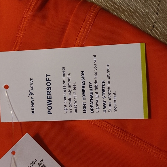 Crop Legging - Picture 3 of 5